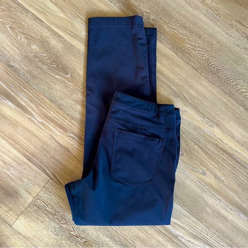 Lululemon ABC Classic Warpstreme Pant - Size 32 (EUC)